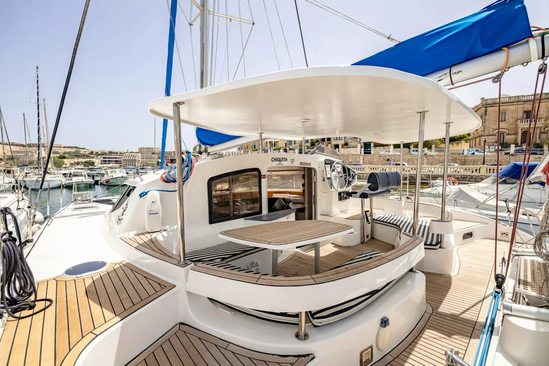 chiquita catamaran charters